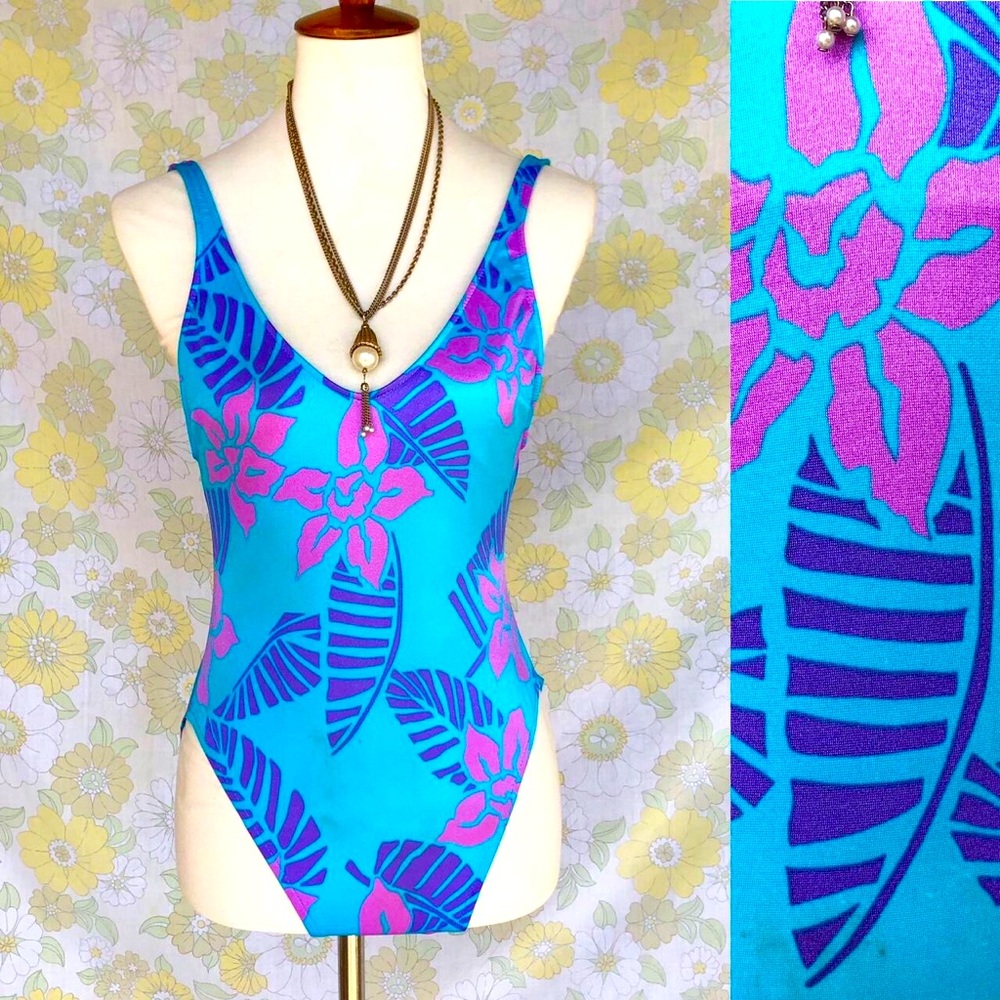 NEW! True Vintage🌺 70s Hawaiian Print Backless One Piece